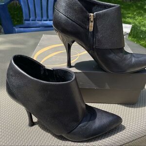 Enzo Angiolini ankle boots 7.5